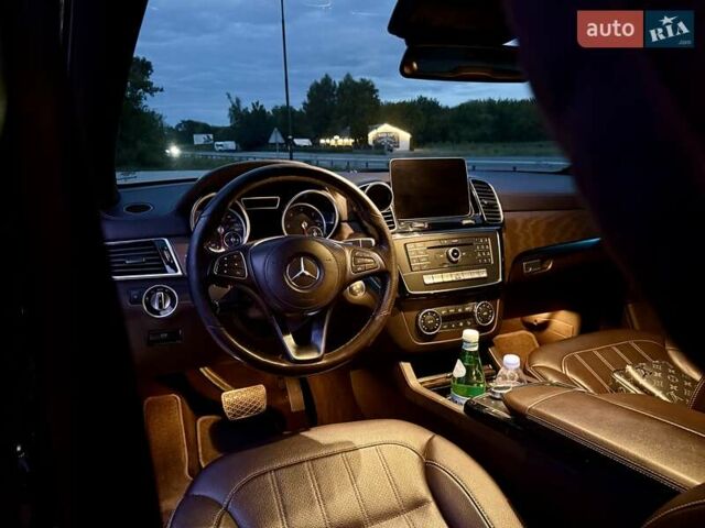Черный Мерседес ГЛС-Класс, объемом двигателя 2.99 л и пробегом 167 тыс. км за 49999 $, фото 55 на Automoto.ua