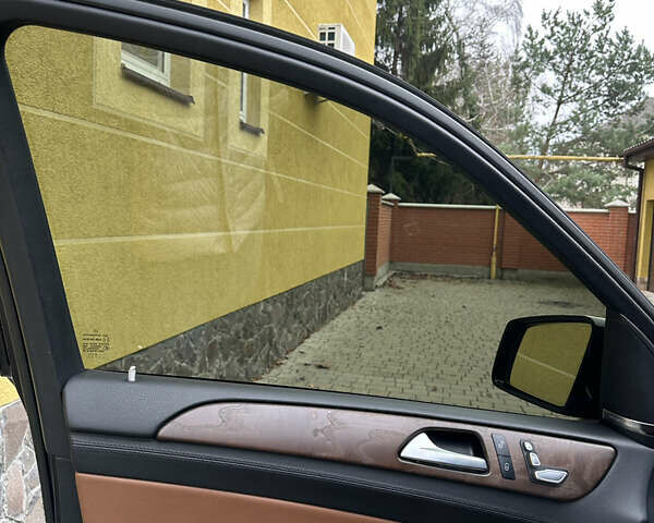 Черный Мерседес ГЛС-Класс, объемом двигателя 2.99 л и пробегом 175 тыс. км за 50500 $, фото 18 на Automoto.ua