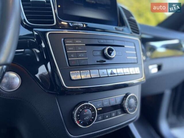 Черный Мерседес ГЛС-Класс, объемом двигателя 2.99 л и пробегом 138 тыс. км за 51800 $, фото 19 на Automoto.ua