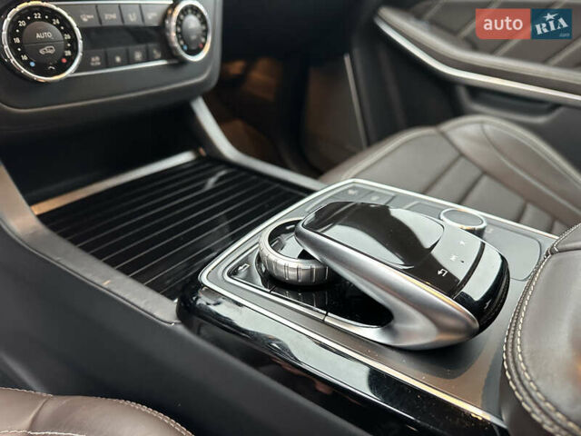 Черный Мерседес ГЛС-Класс, объемом двигателя 5.46 л и пробегом 116 тыс. км за 60000 $, фото 18 на Automoto.ua