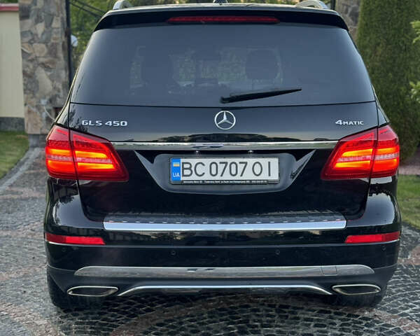 Мерседес ГЛС-Класс 2018 у Львові на Automoto.ua Чорний Мерседес ГЛС-Класс, об'ємом двигуна 3 л та пробігом 150 тис. км за 39500 $, фото 35 на Automoto.ua