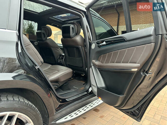 Черный Мерседес ГЛС-Класс, объемом двигателя 5.46 л и пробегом 116 тыс. км за 60000 $, фото 25 на Automoto.ua