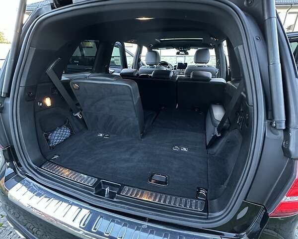 Черный Мерседес ГЛС-Класс, объемом двигателя 3 л и пробегом 123 тыс. км за 30999 $, фото 92 на Automoto.ua