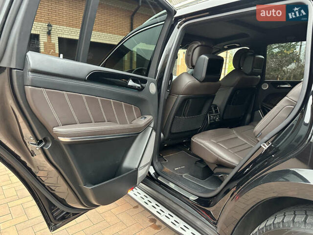 Черный Мерседес ГЛС-Класс, объемом двигателя 5.46 л и пробегом 116 тыс. км за 60000 $, фото 20 на Automoto.ua
