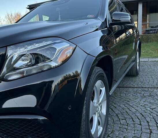 Черный Мерседес ГЛС-Класс, объемом двигателя 3 л и пробегом 123 тыс. км за 30999 $, фото 51 на Automoto.ua