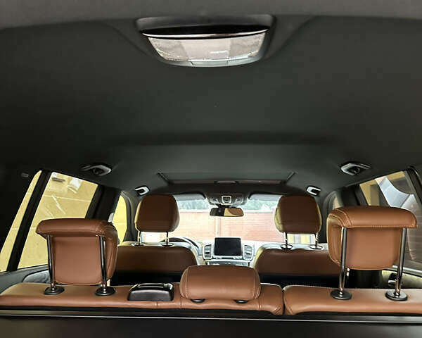 Черный Мерседес ГЛС-Класс, объемом двигателя 2.99 л и пробегом 175 тыс. км за 50500 $, фото 24 на Automoto.ua