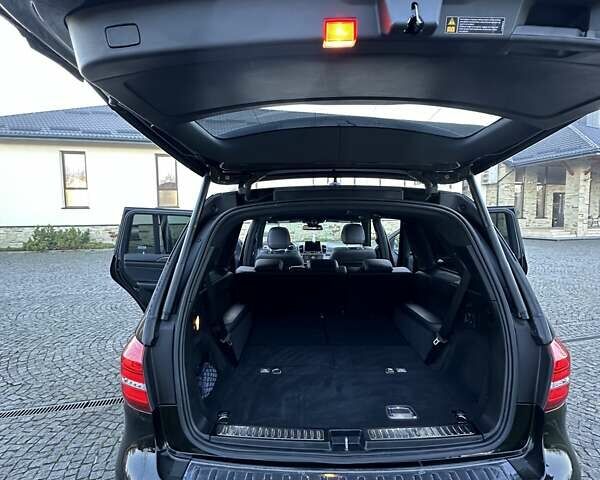 Черный Мерседес ГЛС-Класс, объемом двигателя 3 л и пробегом 123 тыс. км за 30999 $, фото 98 на Automoto.ua