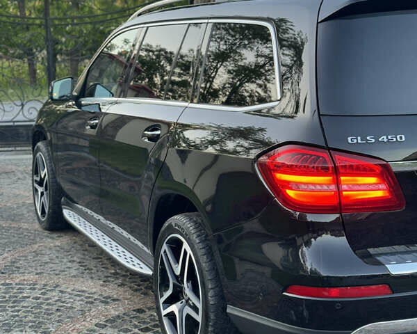 Мерседес ГЛС-Класс 2018 у Львові на Automoto.ua Чорний Мерседес ГЛС-Класс, об'ємом двигуна 3 л та пробігом 150 тис. км за 39500 $, фото 33 на Automoto.ua