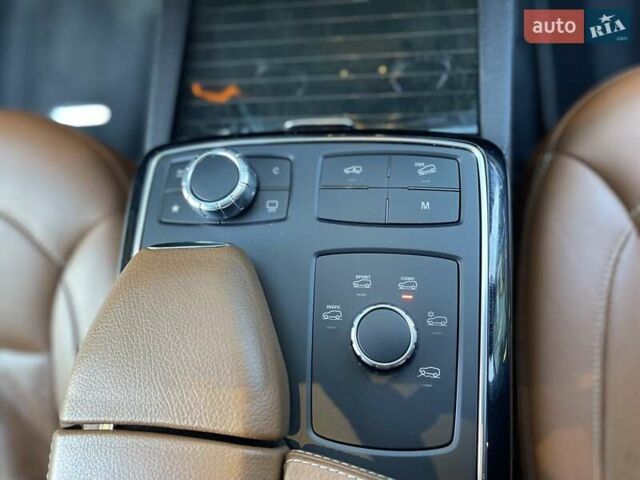 Черный Мерседес ГЛС-Класс, объемом двигателя 2.99 л и пробегом 138 тыс. км за 51800 $, фото 16 на Automoto.ua