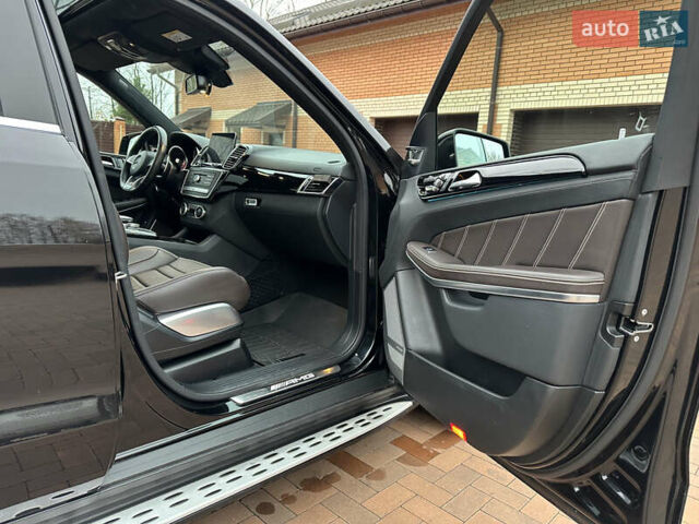Черный Мерседес ГЛС-Класс, объемом двигателя 5.46 л и пробегом 116 тыс. км за 60000 $, фото 28 на Automoto.ua