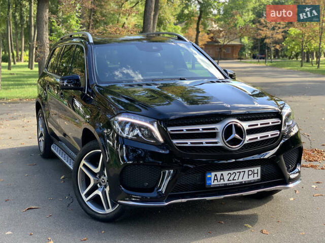 Мерседес ГЛС-Класс 2018 у Києві на Automoto.ua Чорний Мерседес ГЛС-Класс, об'ємом двигуна 2.99 л та пробігом 53 тис. км за 55000 $, фото 2 на Automoto.ua