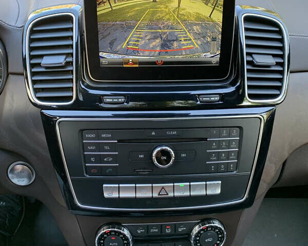 Мерседес ГЛС-Класс 2018 у Києві на Automoto.ua Чорний Мерседес ГЛС-Класс, об'ємом двигуна 2.99 л та пробігом 53 тис. км за 55000 $, фото 15 на Automoto.ua