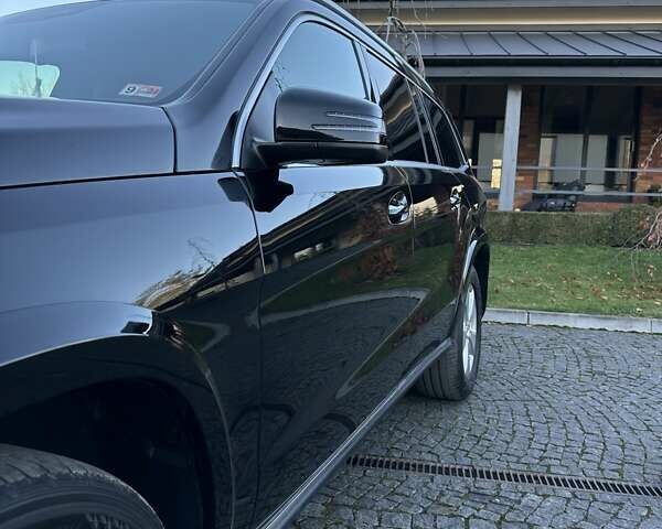 Черный Мерседес ГЛС-Класс, объемом двигателя 3 л и пробегом 123 тыс. км за 30999 $, фото 50 на Automoto.ua