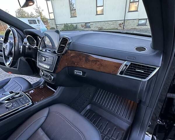 Черный Мерседес ГЛС-Класс, объемом двигателя 3 л и пробегом 123 тыс. км за 30999 $, фото 85 на Automoto.ua