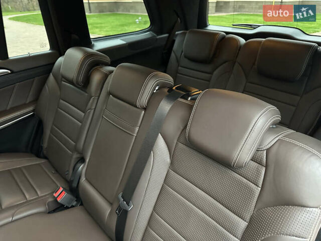 Черный Мерседес ГЛС-Класс, объемом двигателя 5.46 л и пробегом 116 тыс. км за 60000 $, фото 24 на Automoto.ua