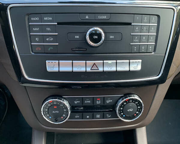 Черный Мерседес ГЛС-Класс, объемом двигателя 2.99 л и пробегом 53 тыс. км за 52900 $, фото 12 на Automoto.ua