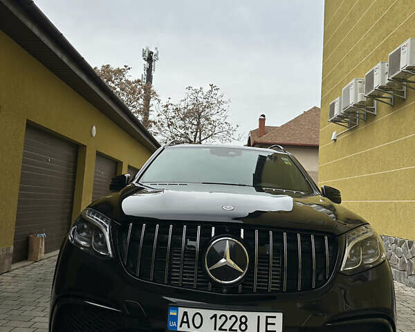 Черный Мерседес ГЛС-Класс, объемом двигателя 2.99 л и пробегом 175 тыс. км за 50500 $, фото 1 на Automoto.ua