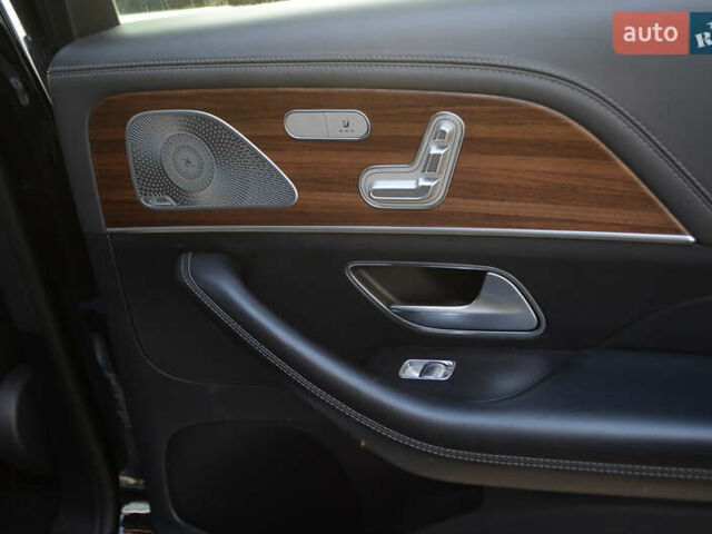 Черный Мерседес ГЛС-Класс, объемом двигателя 2.93 л и пробегом 183 тыс. км за 72000 $, фото 31 на Automoto.ua