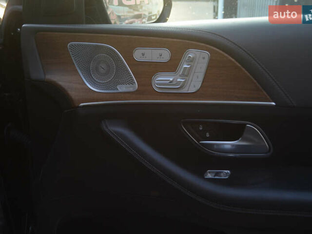 Черный Мерседес ГЛС-Класс, объемом двигателя 2.93 л и пробегом 183 тыс. км за 72000 $, фото 15 на Automoto.ua