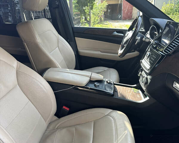 Чорний Мерседес ГЛС-Класс, об'ємом двигуна 2.99 л та пробігом 246 тис. км за 41900 $, фото 30 на Automoto.ua