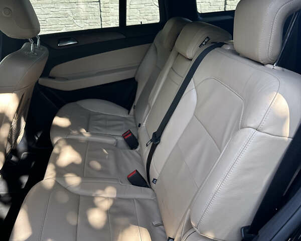 Чорний Мерседес ГЛС-Класс, об'ємом двигуна 2.99 л та пробігом 246 тис. км за 41900 $, фото 24 на Automoto.ua