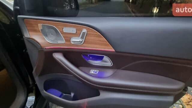 Черный Мерседес ГЛС-Класс, объемом двигателя 3.5 л и пробегом 140 тыс. км за 75000 $, фото 16 на Automoto.ua