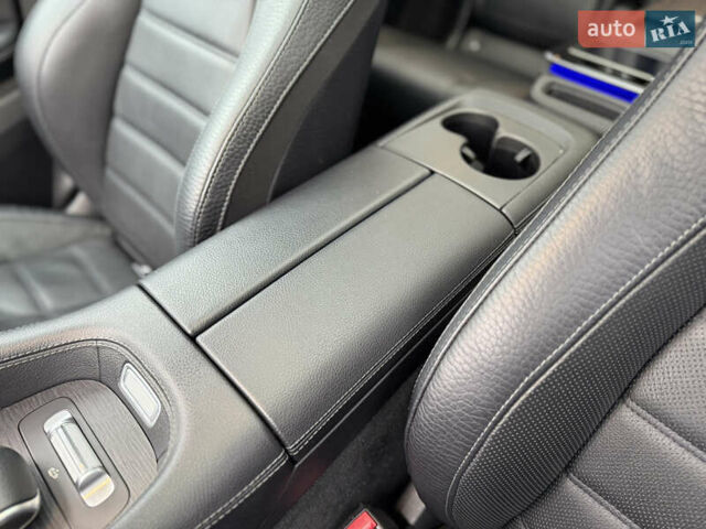 Черный Мерседес ГЛС-Класс, объемом двигателя 2.93 л и пробегом 126 тыс. км за 89900 $, фото 37 на Automoto.ua