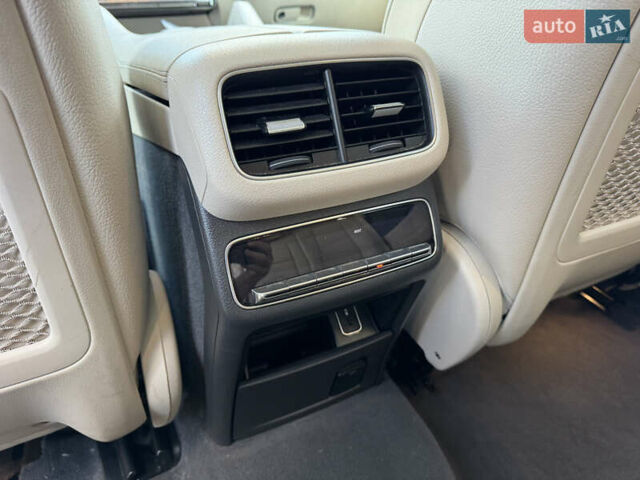 Чорний Мерседес ГЛС-Класс, об'ємом двигуна 3 л та пробігом 109 тис. км за 43900 $, фото 24 на Automoto.ua