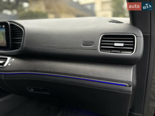 Черный Мерседес ГЛС-Класс, объемом двигателя 2.93 л и пробегом 126 тыс. км за 89900 $, фото 94 на Automoto.ua