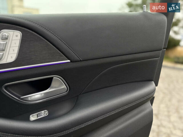 Черный Мерседес ГЛС-Класс, объемом двигателя 2.93 л и пробегом 126 тыс. км за 89900 $, фото 89 на Automoto.ua