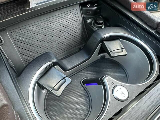 Чорний Мерседес ГЛС-Класс, об'ємом двигуна 2.93 л та пробігом 130 тис. км за 74900 $, фото 58 на Automoto.ua