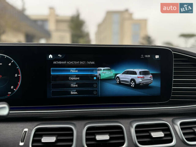 Черный Мерседес ГЛС-Класс, объемом двигателя 2.93 л и пробегом 126 тыс. км за 89900 $, фото 46 на Automoto.ua