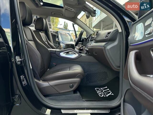 Чорний Мерседес ГЛС-Класс, об'ємом двигуна 2.93 л та пробігом 130 тис. км за 74900 $, фото 61 на Automoto.ua