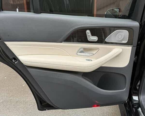 Черный Мерседес ГЛС-Класс, объемом двигателя 2.93 л и пробегом 105 тыс. км за 74999 $, фото 25 на Automoto.ua