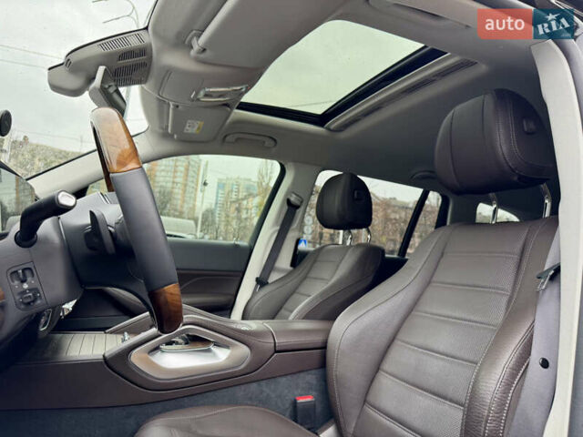 Черный Мерседес ГЛС-Класс, объемом двигателя 2.93 л и пробегом 140 тыс. км за 72500 $, фото 7 на Automoto.ua