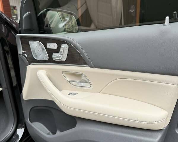 Черный Мерседес ГЛС-Класс, объемом двигателя 2.93 л и пробегом 105 тыс. км за 74999 $, фото 29 на Automoto.ua