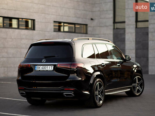 Мерседес ГЛС-Класс 2020 у Сарнах на Automoto.ua Чорний Мерседес ГЛС-Класс, об'ємом двигуна 2.93 л та пробігом 353 тис. км за 69999 $, фото 19 на Automoto.ua