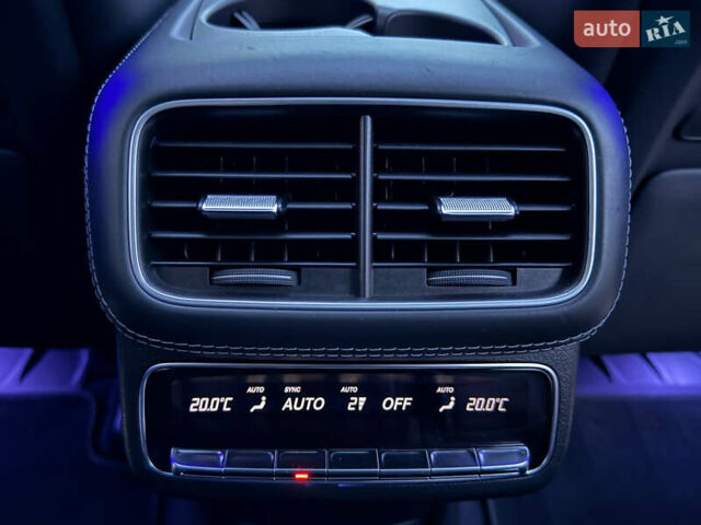 Черный Мерседес ГЛС-Класс, объемом двигателя 3.98 л и пробегом 131 тыс. км за 109000 $, фото 67 на Automoto.ua