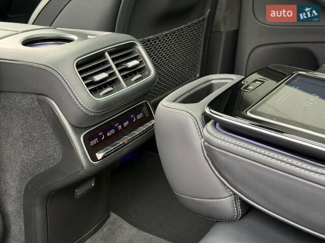 Черный Мерседес ГЛС-Класс, объемом двигателя 2.93 л и пробегом 99 тыс. км за 93000 $, фото 17 на Automoto.ua