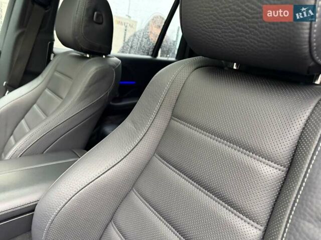 Черный Мерседес ГЛС-Класс, объемом двигателя 3 л и пробегом 101 тыс. км за 83222 $, фото 86 на Automoto.ua