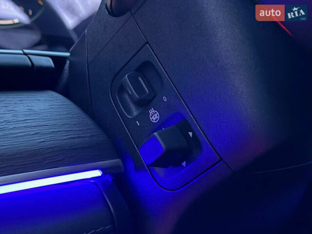 Черный Мерседес ГЛС-Класс, объемом двигателя 3.98 л и пробегом 131 тыс. км за 113000 $, фото 74 на Automoto.ua