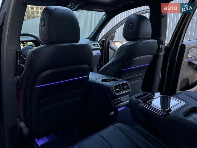 Черный Мерседес ГЛС-Класс, объемом двигателя 3.98 л и пробегом 131 тыс. км за 109000 $, фото 52 на Automoto.ua