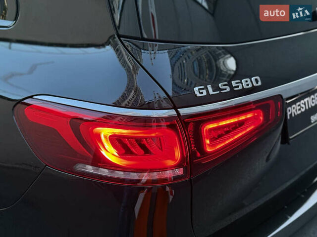 Черный Мерседес ГЛС-Класс, объемом двигателя 3.98 л и пробегом 131 тыс. км за 113000 $, фото 40 на Automoto.ua