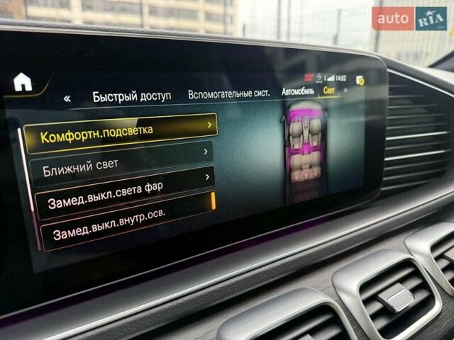 Черный Мерседес ГЛС-Класс, объемом двигателя 3 л и пробегом 101 тыс. км за 88222 $, фото 65 на Automoto.ua