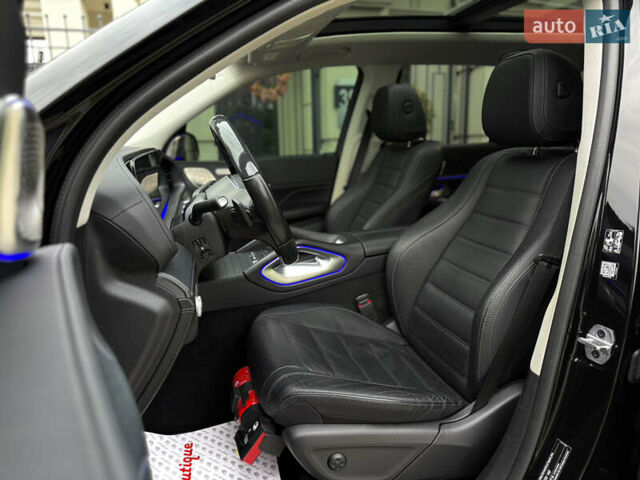 Черный Мерседес ГЛС-Класс, объемом двигателя 2.93 л и пробегом 68 тыс. км за 89000 $, фото 30 на Automoto.ua