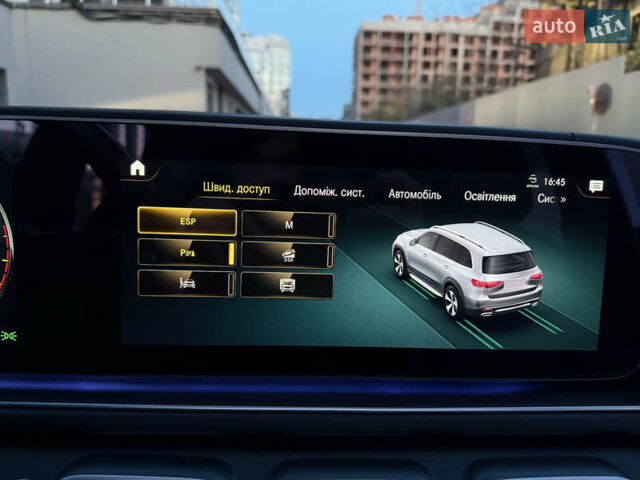 Черный Мерседес ГЛС-Класс, объемом двигателя 3.98 л и пробегом 131 тыс. км за 109000 $, фото 81 на Automoto.ua