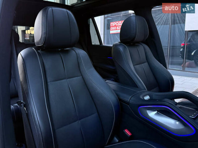 Черный Мерседес ГЛС-Класс, объемом двигателя 3.98 л и пробегом 131 тыс. км за 109000 $, фото 49 на Automoto.ua