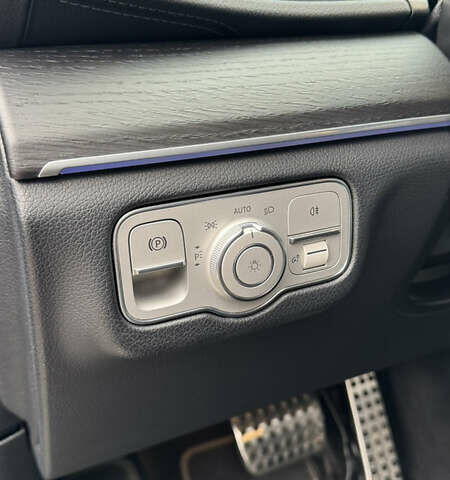 Чорний Мерседес ГЛС-Класс, об'ємом двигуна 2.93 л та пробігом 195 тис. км за 80000 $, фото 11 на Automoto.ua