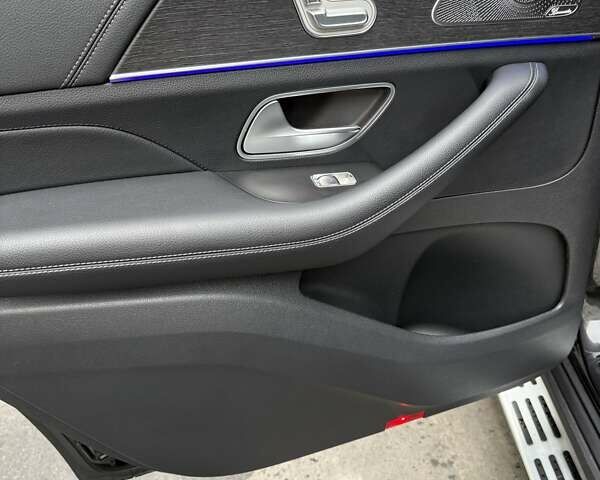 Черный Мерседес ГЛС-Класс, объемом двигателя 3 л и пробегом 101 тыс. км за 88222 $, фото 47 на Automoto.ua