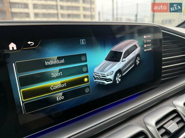 Черный Мерседес ГЛС-Класс, объемом двигателя 3 л и пробегом 101 тыс. км за 88222 $, фото 86 на Automoto.ua